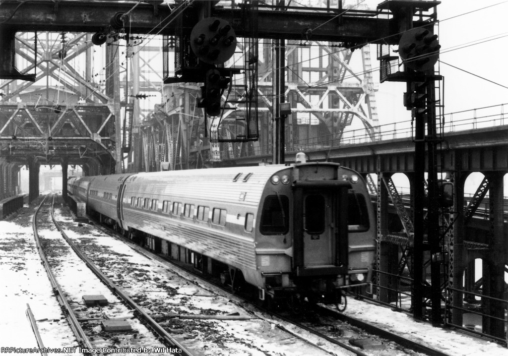 Amtrak Geometry Car 10002 "Corridor Clipper"